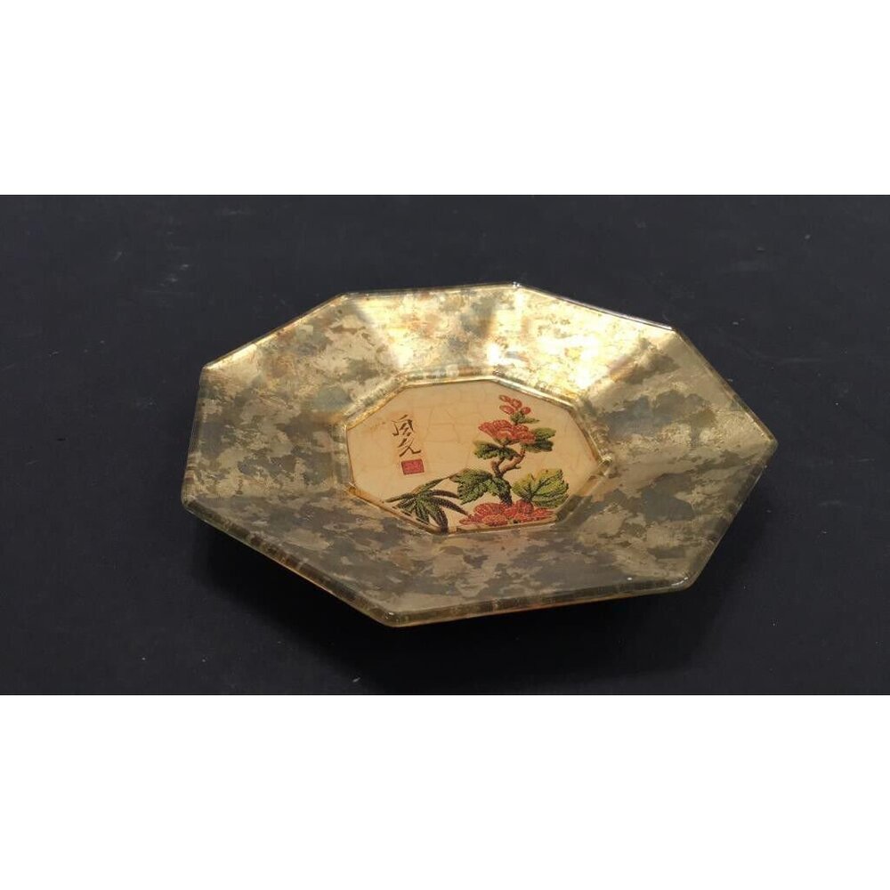 Lesley Roy Gold Plate M16B Lesley Roy Asian themed plate. 5.5"x5.5" - Rare